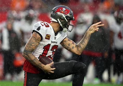evand mikee|Buccaneers WR Mike Evans makes NFL history with 10th straight .